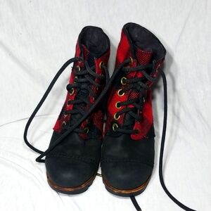 Sorel Wedge Buffalo Plaid Ankle Booties Women's Boots Size  6.5